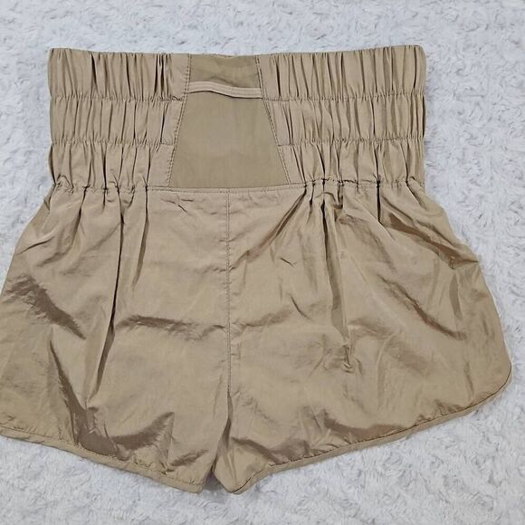 Size Small Womens Free People Movement The Way Home Clay Tan Short run workout - Picture 6 of 8